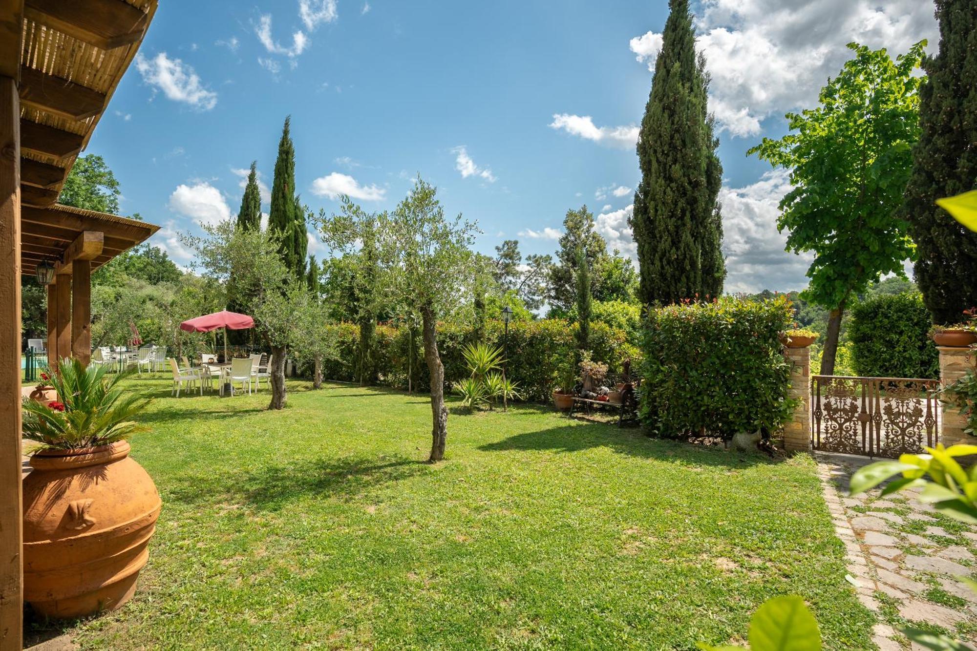 Ferienwohnung Holiday House Cuordinatura Montopoli in Val dʼArno Exterior foto